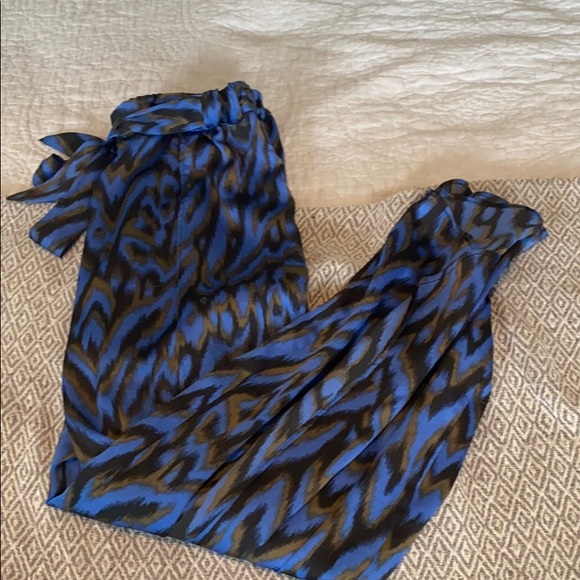 AVA AND AIDEN BLUE ZEBRA PRINT CULOTTES - Picture 3 of 5